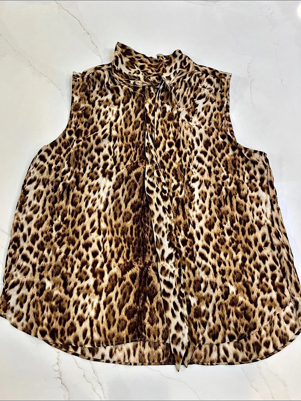J.Crew 365 Leopard Print Tie-Neck Sleeveless Blouse Leopard Print Tie-Neck